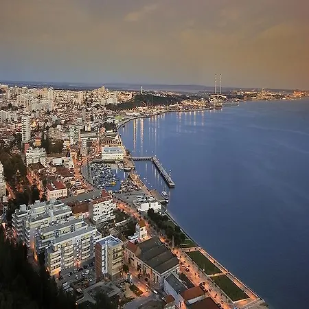Apartment Sea And Marina View
